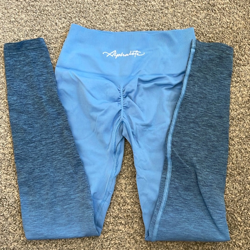 Alphalete ombré legging
